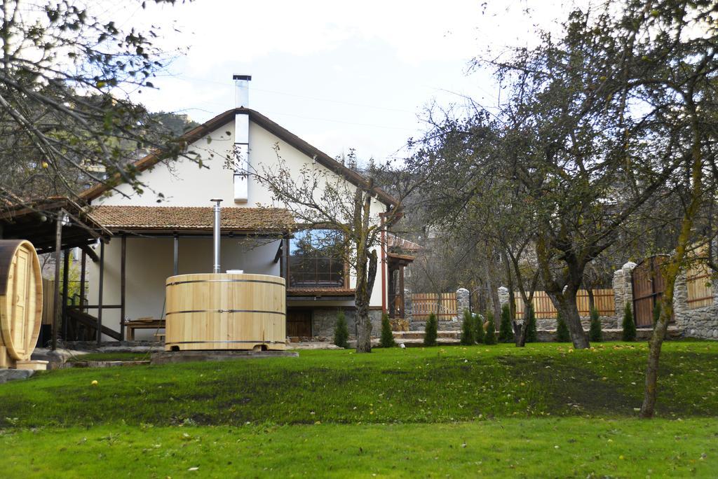 Villa Jrhogher Dilijan Exterior photo